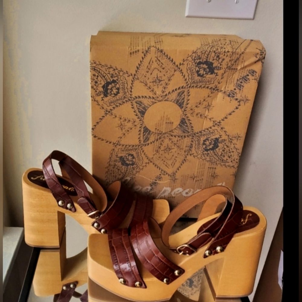 FREE PEOPLE women's shoes